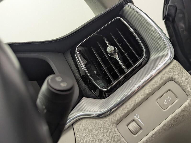 Volvo XC60 Photo freshmotors-b2167d573e015889f6780add5f2258bff32655e9.jpg