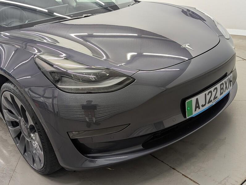 Tesla Model 3 Photo freshmotors-b2c0bb5591add747d0a104661333594d48f7f3de.jpg