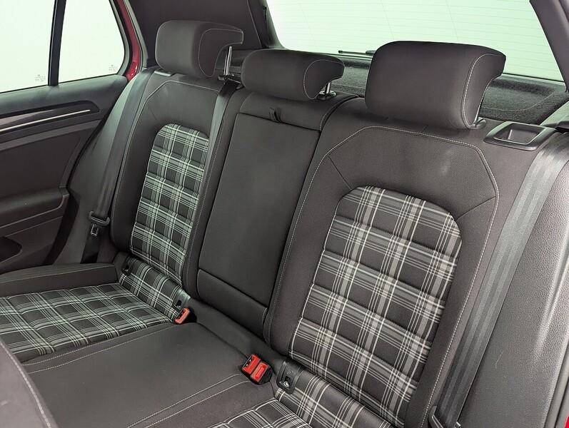 Volkswagen Golf Photo freshmotors-b46d39a89496ed0edf1b55a5fe9caffb6f6293d3.jpg