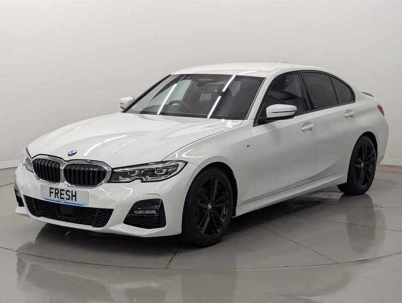 BMW 3 Series Photo freshmotors-b495e7a61a9f26c38074bf7ec67556ae7f459c8d.jpg