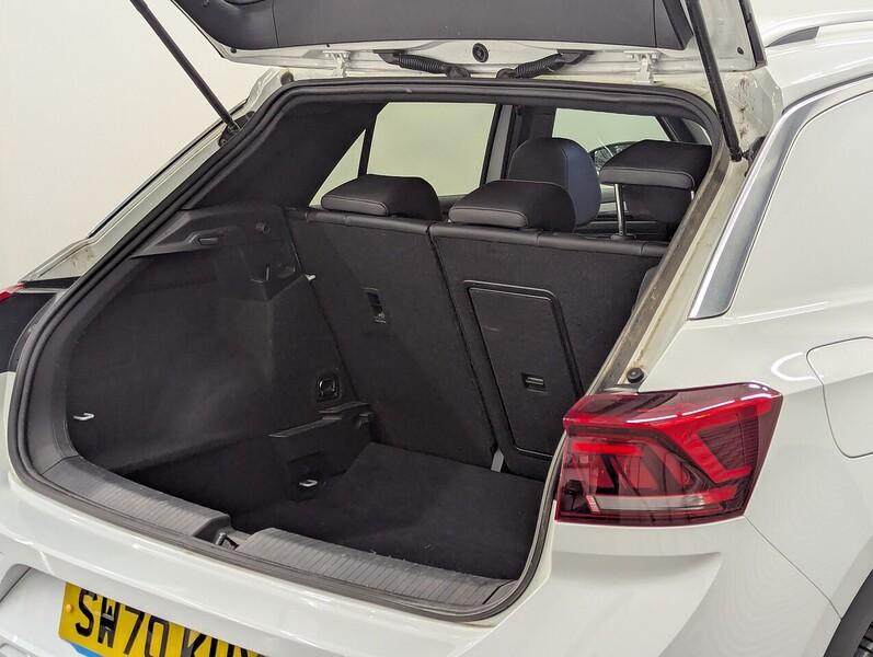 Volkswagen T-Roc Photo freshmotors-b49c39105c705280aace74f7d475fc0c20f27953.jpg