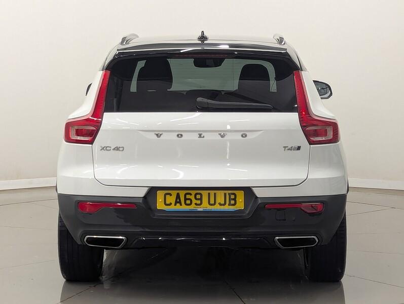 Volvo XC40 Photo freshmotors-b73f8431e0a5681dd50d4464fd4d13bb08b7d29a.jpg