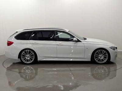 BMW  3 Series Photo freshmotors-b77e4b609f559d1c9c1b4d892a2a7ea73322debe.jpg