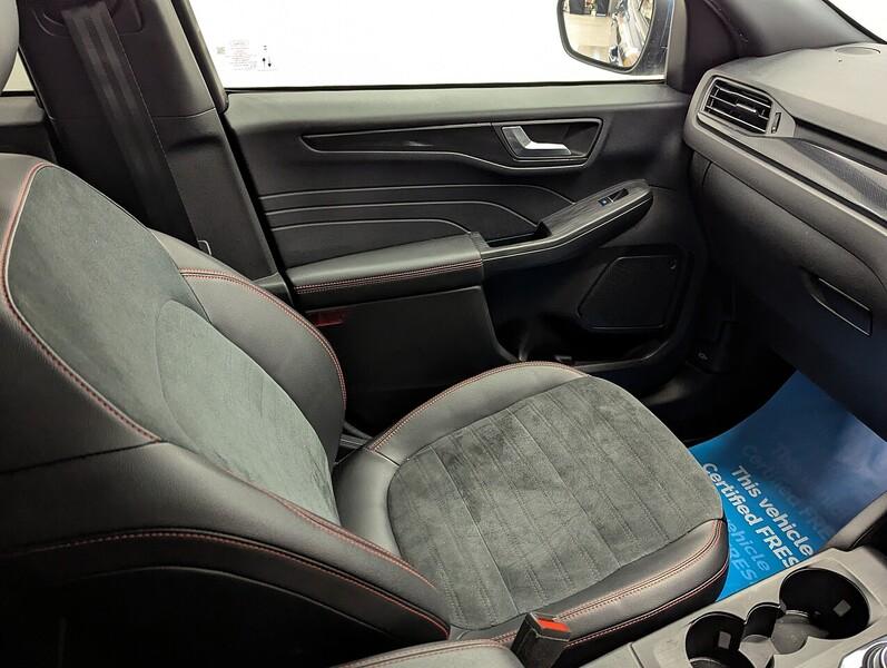 Ford Kuga Photo freshmotors-b96385ff130c7a21227db7e4c9bd45f9dd20c902.jpg