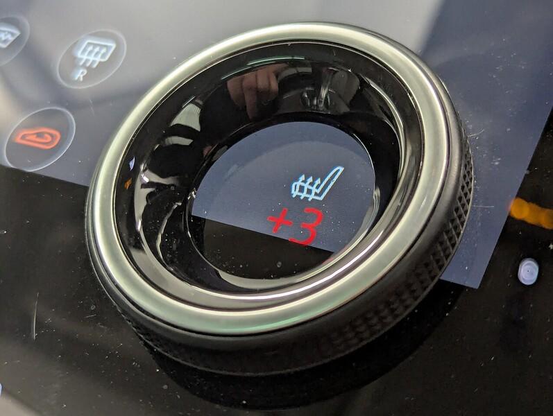 Land Rover Range Rover Evoque Photo freshmotors-bc56271f7c7a7c06d058a8fbfe29afd15682a577.jpg