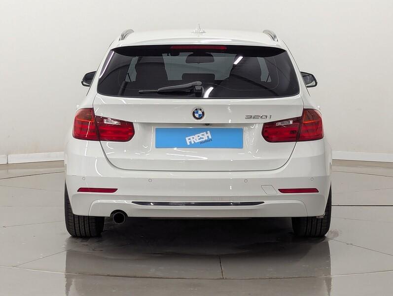 BMW 3 Series Photo freshmotors-bceb133c8564176d3ba3887e5d3a361b1000b93d.jpg