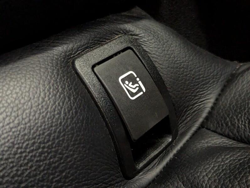 Mercedes-Benz EQC Photo freshmotors-be63faeacc350839a1206d47c21010f922d8e798.jpg