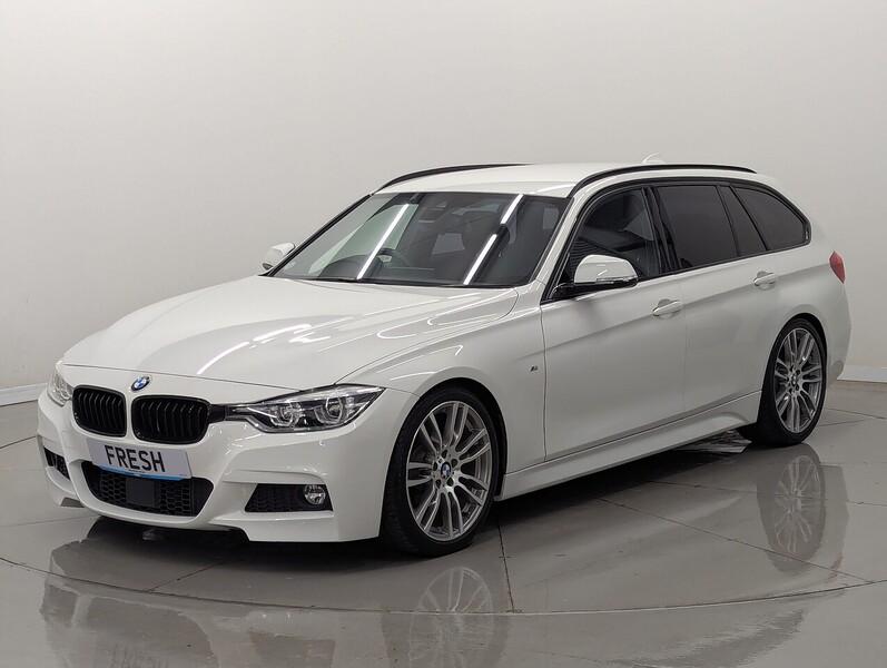BMW  3 Series Photo freshmotors-c2c7566f6b9671c37adf42b94896c0fb04127c0b.jpg