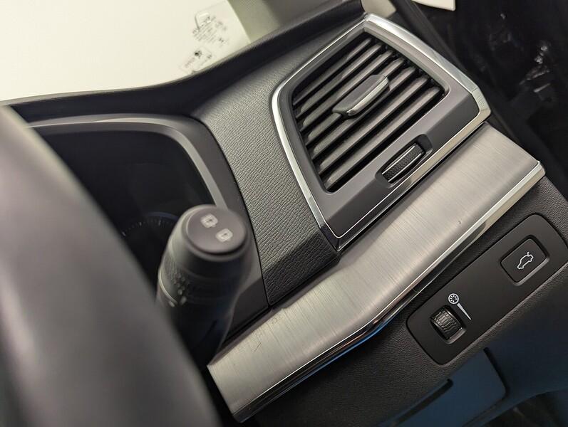 Volvo XC90 Photo freshmotors-c681cc9b581b510d19efec51154ab01c0647327f.jpg