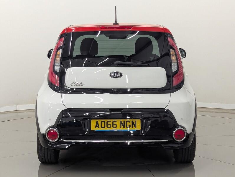 Kia Soul Photo freshmotors-c696cc37ed3ca78b31fa543b498536757cc0449b.jpg