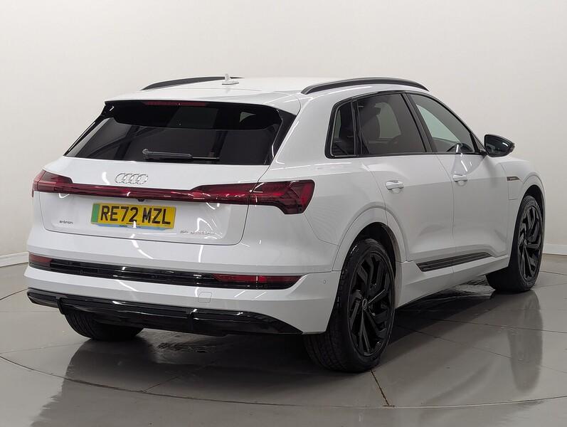 Audi e-tron Photo freshmotors-c713349e8457a9ef743afa54c7594878623dc5eb.jpg