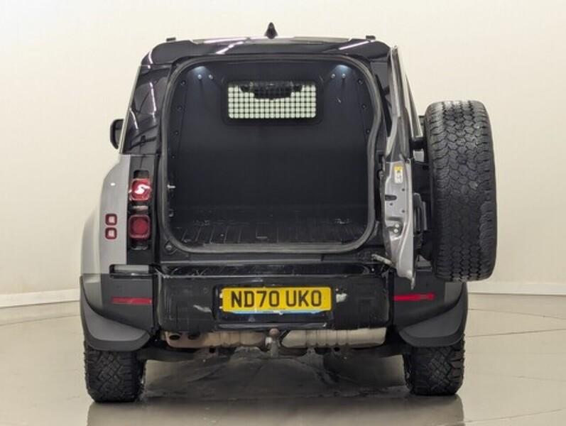 Land Rover Defender 110 Photo freshmotors-c7141fa1c3a65471dac3ab283e006a9ea49a4983.jpg