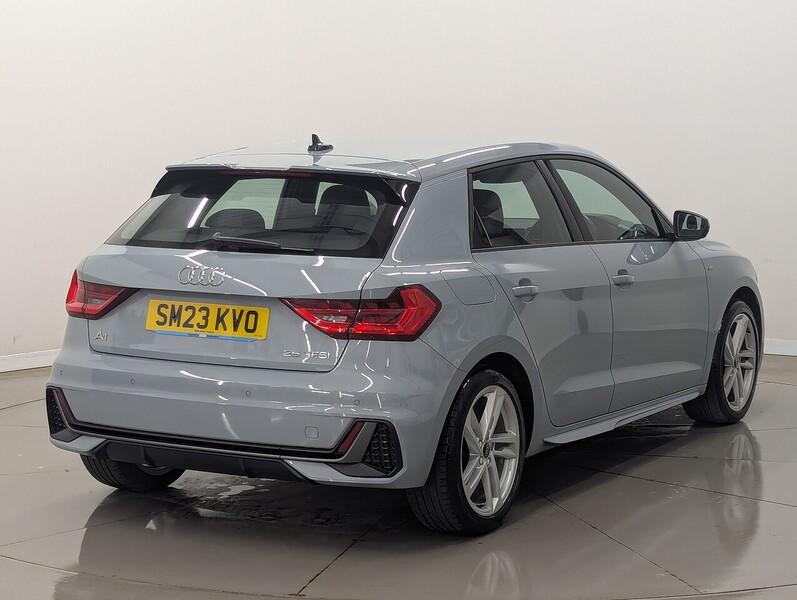 Audi A1 Photo freshmotors-cacf6c5e16a8d876091e2d033f8be853814153a5.jpg