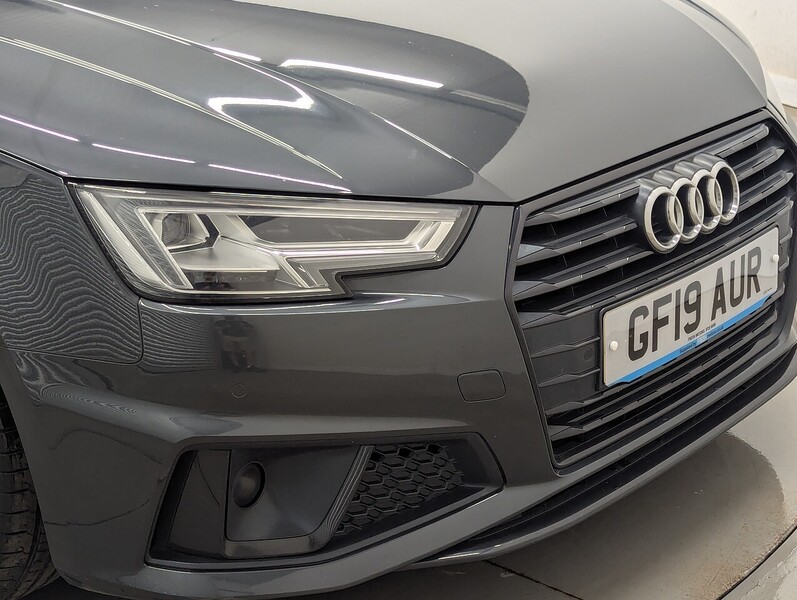 Audi A4 Avant Photo freshmotors-cb0d07ad83fd8bf6b51023062e1d728ba2eb3cbf.jpg