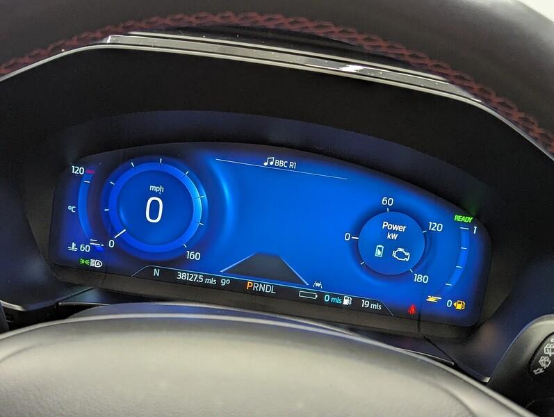 Ford Kuga Photo freshmotors-cc92036102a0554f538702a43b58b5326f215e35.jpg