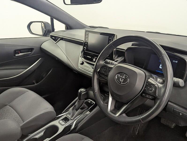 Toyota Corolla Photo freshmotors-cca7966a1f4a5f14871871092e86950d5cd81b7a.jpg