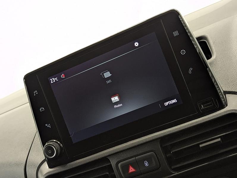 Vauxhall Combo Photo freshmotors-ccdc48d45efeb5a486978f3d6f48ce0fa1fa29c3.jpg