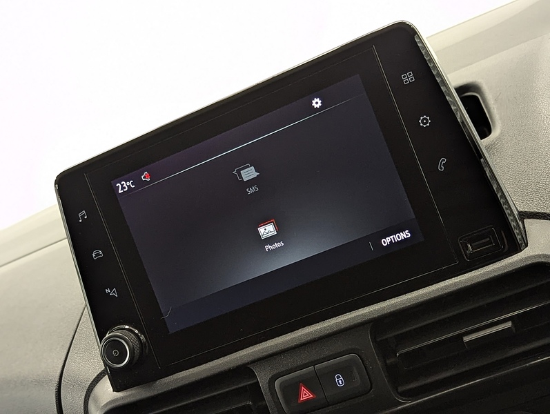 Vauxhall Combo Photo freshmotors-ccdc48d45efeb5a486978f3d6f48ce0fa1fa29c3.jpg