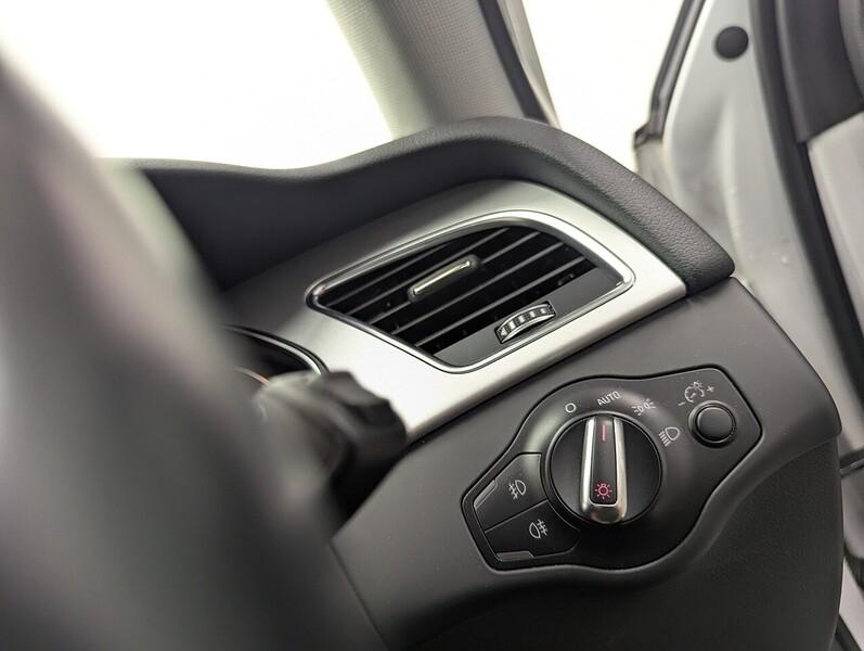 Audi A4 Photo freshmotors-cd6b7c018b7e3ee2a8b7ad2d3455694d95d76c1e.jpg