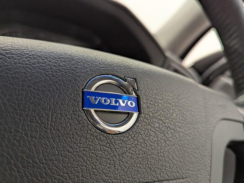 Volvo V70 Photo freshmotors-d186c7737042a9728ee56a7c72f69cc3045f2b37.jpg