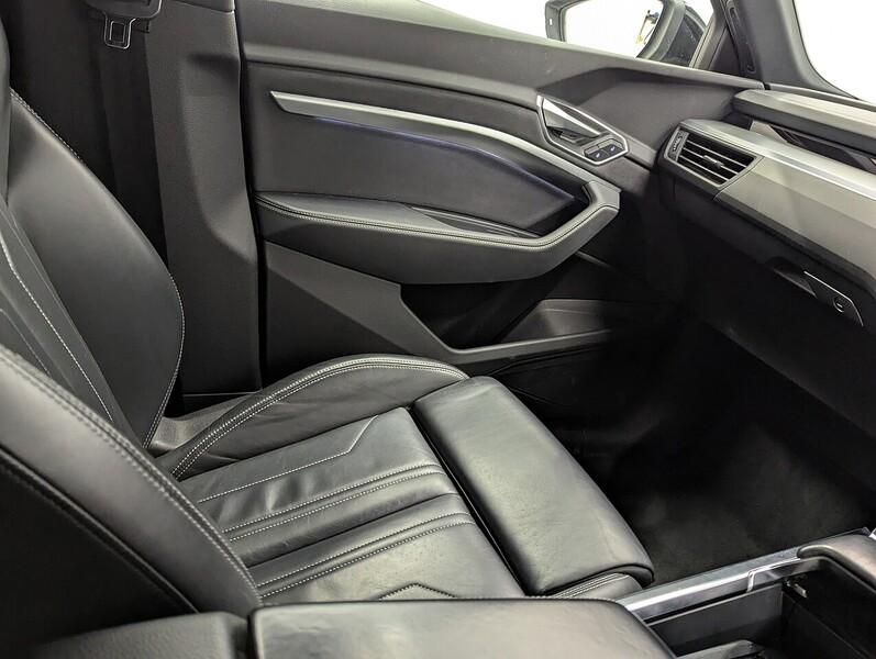 Audi e-tron Photo freshmotors-d259b42a4e99b25509f33cfc3f060eab980c492e.jpg