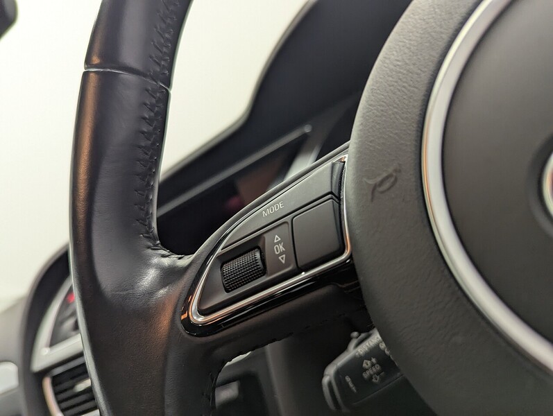 Audi A4 Photo freshmotors-d5f5c9d967898df4d4af8b20d2a7e5903f96813d.jpg