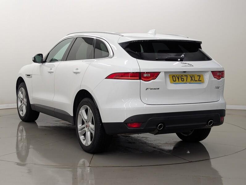 Jaguar F-PACE Photo freshmotors-d997b5cfc17e3d61812de26c36f5577679c1da5e.jpg