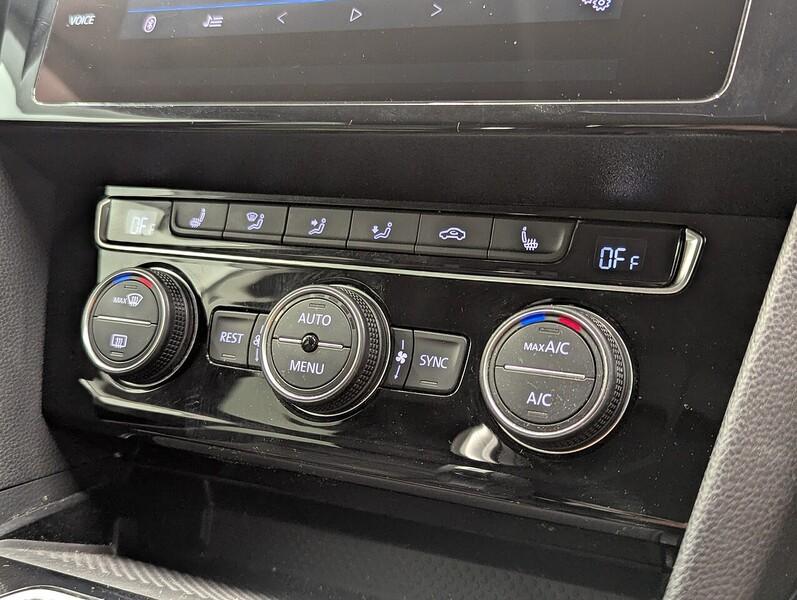 Volkswagen Arteon Photo freshmotors-dc71b6baef46037d3c6f1b5e80fdb15af38b7ddd.jpg