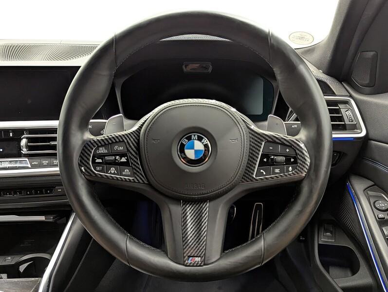 BMW 3 Series Photo freshmotors-defbb6489bdac5d7203be6e8fb53fce52b3ed73d.jpg