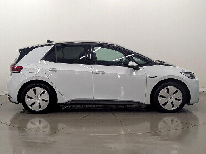 Volkswagen ID.3 Photo freshmotors-e18a1a7b8a5d4598922b6abd1175ba535a443645.jpg