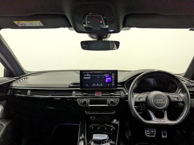 Audi A4 Photo freshmotors-e18b6768bbbe990b051c4c376f2ea83bf5185fdf.jpg