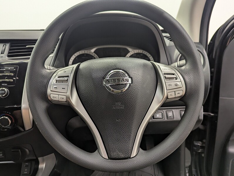 Nissan Navara Photo freshmotors-e2515be70c766b09a0c72c38d793d8c28567a966.jpg