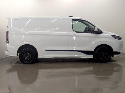 Ford E-Transit Custom Photo freshmotors-e2a81563712da9269c8369fe6eb9691d85e8379a.jpg
