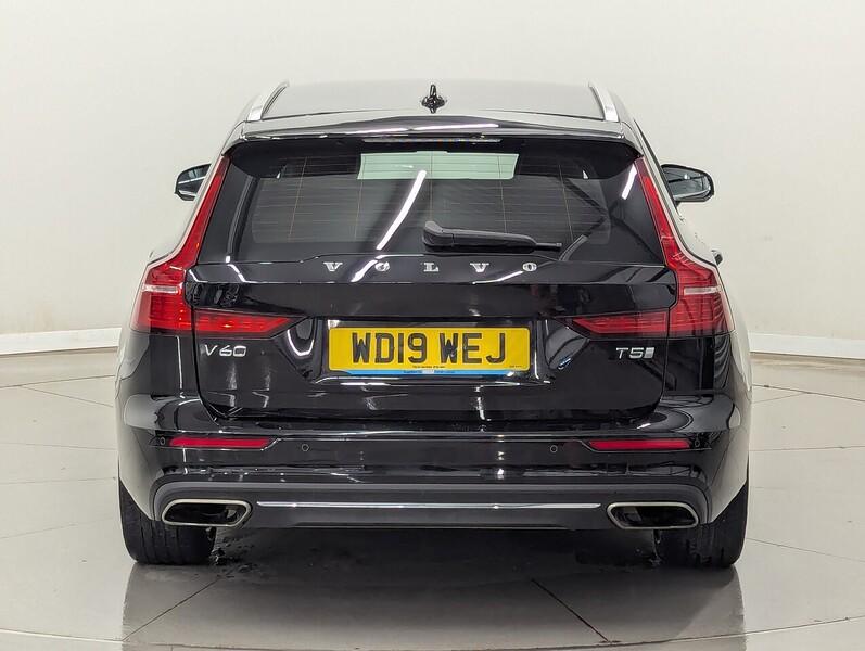 Volvo V60 Photo freshmotors-e3ee4393877459f594cbe28b5f49cecb6a9421f6.jpg