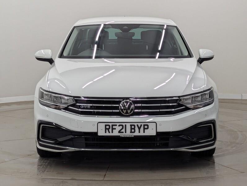 Volkswagen Passat Photo freshmotors-e3fce603a54fe558eebe4518064fb567ad749bda.jpg