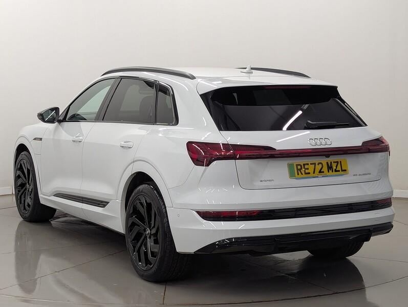 Audi e-tron Photo freshmotors-e627523ae5ff4a2c019877b4e81e46ca992014d1.jpg