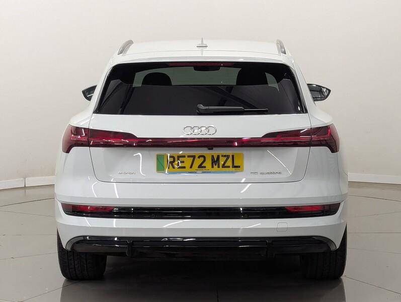 Audi e-tron Photo freshmotors-e82e72516e4865ed0638734558fd0cb5c3e4a430.jpg
