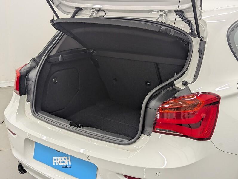 BMW 1 Series Photo freshmotors-e9ca82ab98a1576d1f97a5b5cd31fab9e232d610.jpg