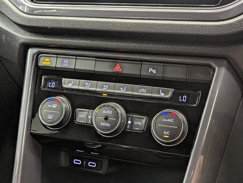 Volkswagen T-Roc Photo freshmotors-eaab9f208cef44f3c1c48a34729d3ed7823553a4.jpg