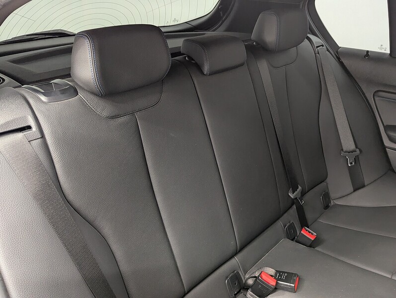 BMW 1 Series Photo freshmotors-eb8d424d1f46063b74127d3b69833fd4dee71d38.jpg