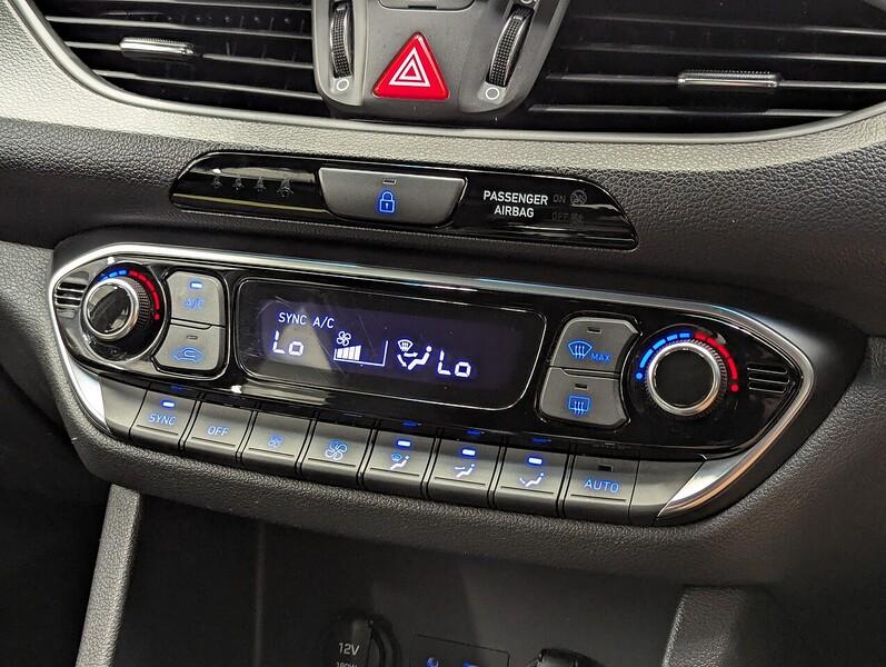 Hyundai i30 Photo freshmotors-f1be6e2956e6d47ee8d27431e474928e20f5d738.jpg