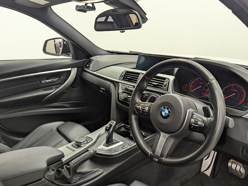 BMW 3 Series Photo freshmotors-f3108b18d36d6be6098053d834d9e1bf5e8127d2.jpg