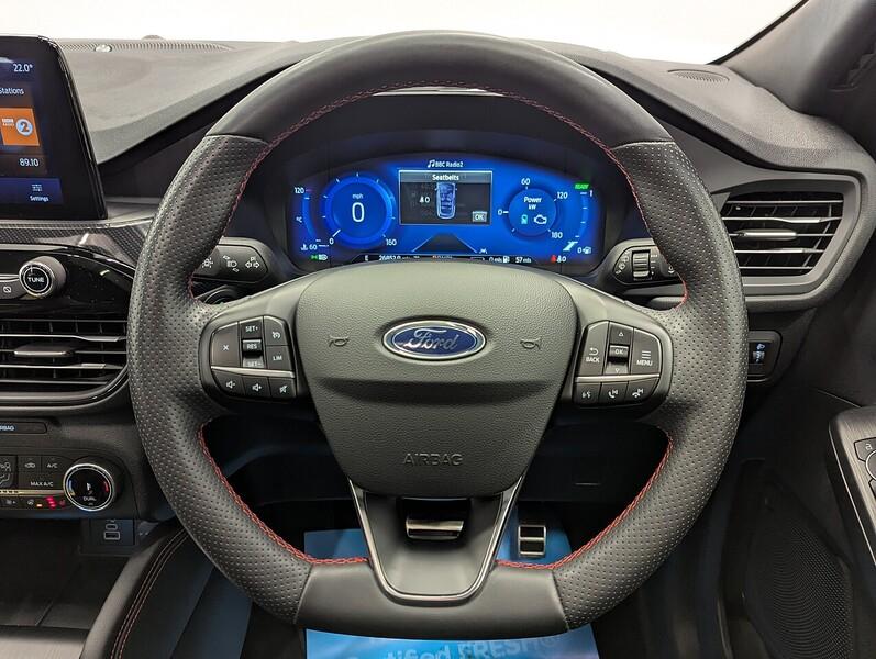 Ford Kuga Photo freshmotors-f56cd5136b8bbda07d66d6a32cd94294e0c4848e.jpg