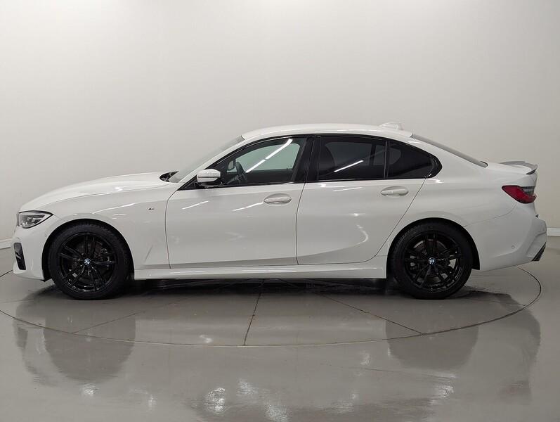 BMW 3 Series Photo freshmotors-f703f8072397cab339ba0e6a4b6cccb7c9248c3c.jpg