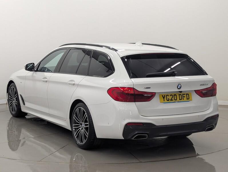 BMW 5 Series Photo freshmotors-f845e6a24eb0732efa17776b893c3cb362a13baf.jpg