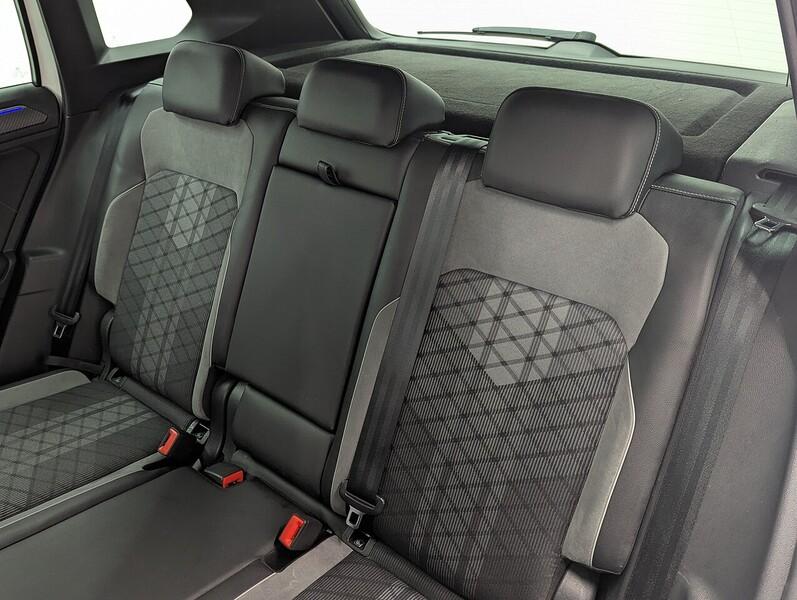 Volkswagen Tiguan Photo freshmotors-fa850f56e984f47d5808f37566e9d4018b02f5c7.jpg