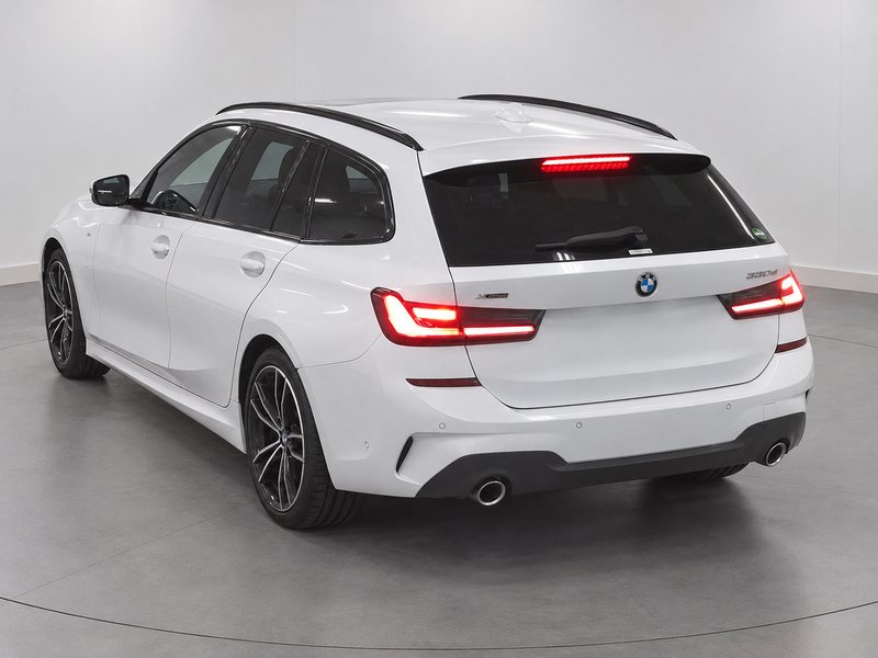 BMW 3 Series Photo freshmotors-fbd1159ce89c9a5c1c960f49160b5f4a2d73d922.jpg