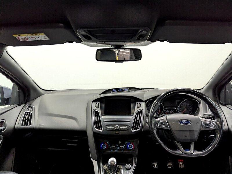 Ford Focus Photo freshmotors-fd513f38aed2944c7a57bb3300736c271d70d6de.jpg
