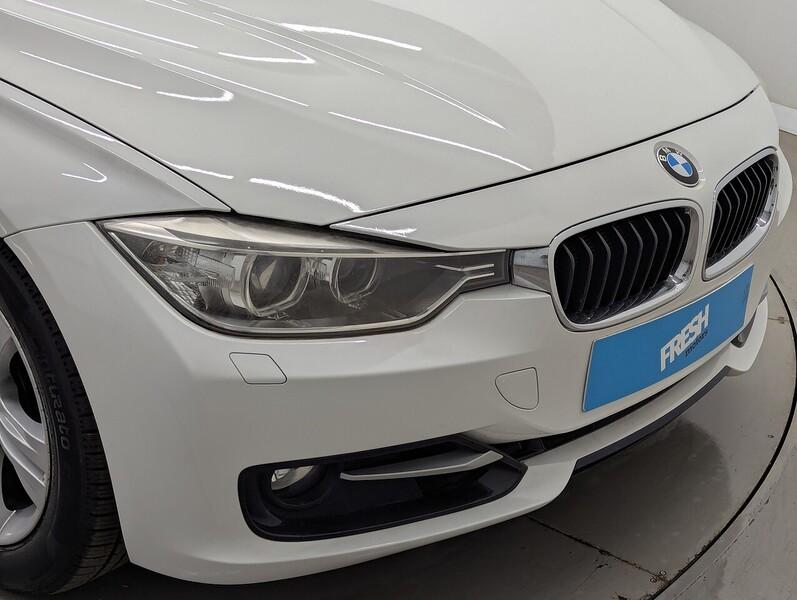 BMW 3 Series Photo freshmotors-fddfaa42b5c4a7927c77d93e2c3e8dc837614489.jpg