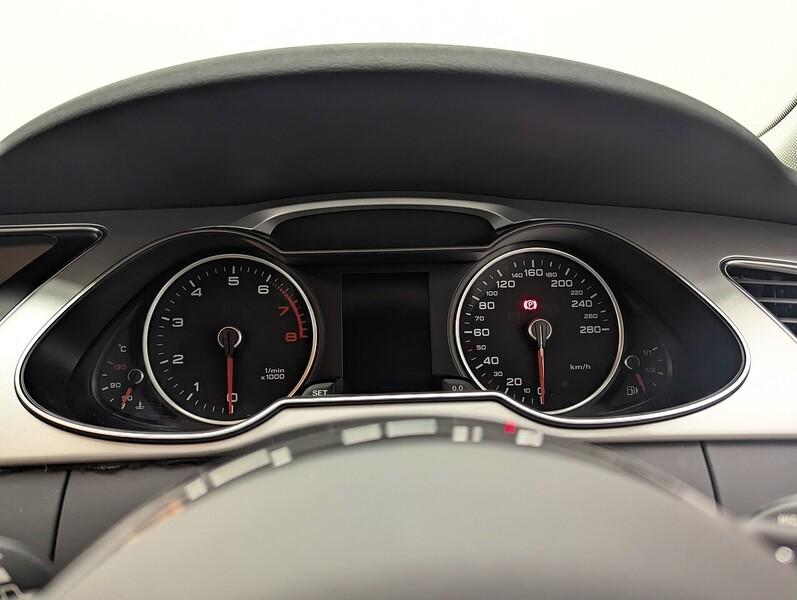 Audi A4 Photo freshmotors-fde7bf763ca5065e41e094ec3d832d71b9c86324.jpg